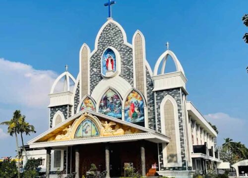 Mary Queen Church - 4 KM from Stay_Lo